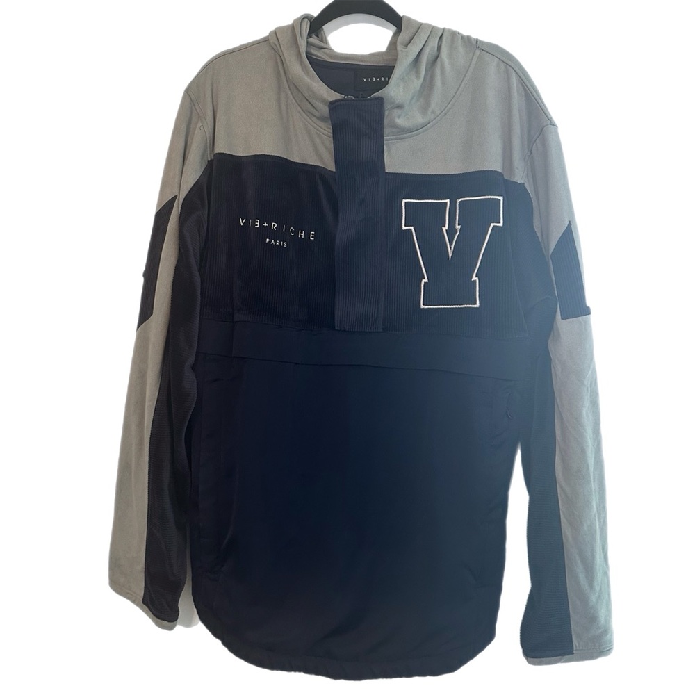 Vie Riche Gray and Black Jacket